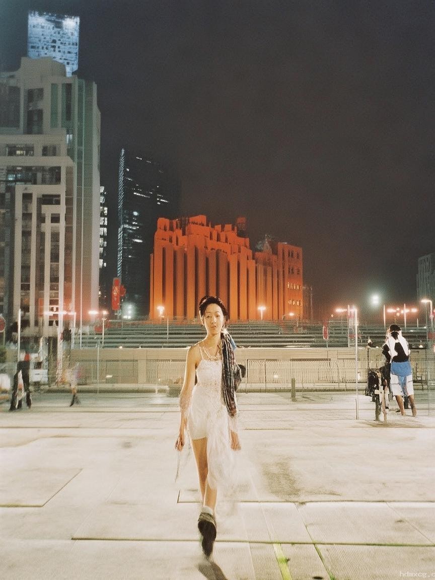 文班亚马在少林寺剃发修行引发的舆论应对方案